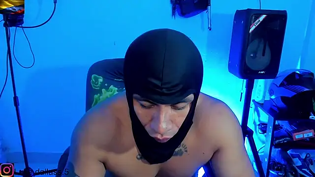 zeus 7777 online show from January 17, 2026, 10:41 am