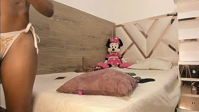 scarlettm08   online show from May 28, 2026, 11:38 am
