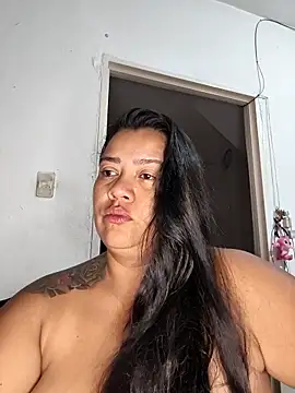 Snapshot of NARNYALABELLA chatting on February 18, 2026, 9:39 am NARNYALABELLA online show from February 18, 2026, 9:39 am