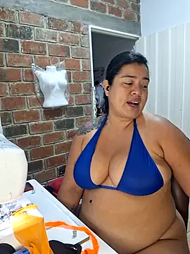 Snapshot of NARNYALABELLA chatting on October 3, 2025, 12:39 pm NARNYALABELLA online show from October 3, 2025, 12:39 pm