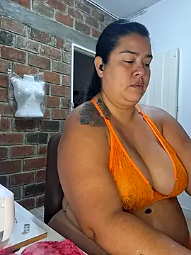 Snapshot of NARNYALABELLA chatting on October 4, 2025, 12:50 pm NARNYALABELLA online show from October 4, 2025, 12:50 pm