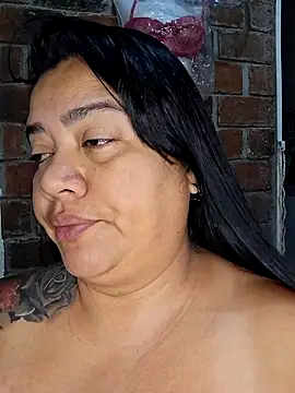 NARNYALABELLA online show from March 28, 2026, 11:11 am