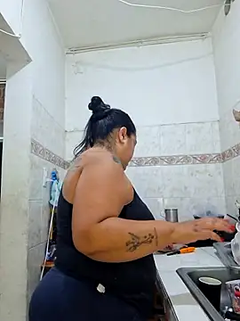 Snapshot of NARNYALABELLA chatting on October 31, 2025, 12:24 pm NARNYALABELLA online show from October 31, 2025, 12:24 pm