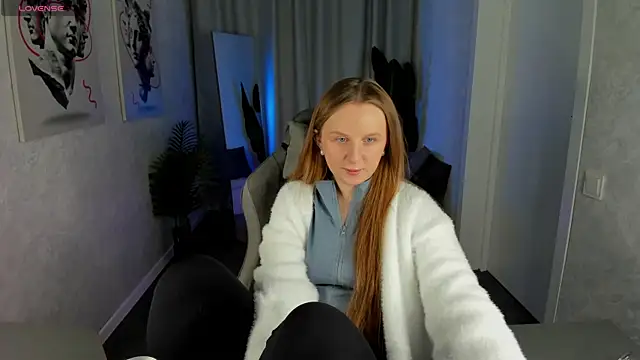 Rina Panic online show from March 23, 2026, 12:55 am