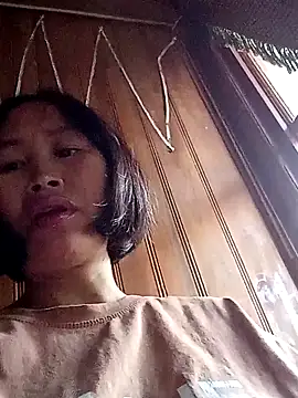 maple694 online show from December 19, 2025, 5:21 am