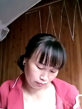 maple694 online show from September 30, 2025, 1:11 am