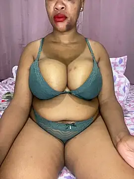 CurvyGod01 online show from October 29, 2025, 3:05 am