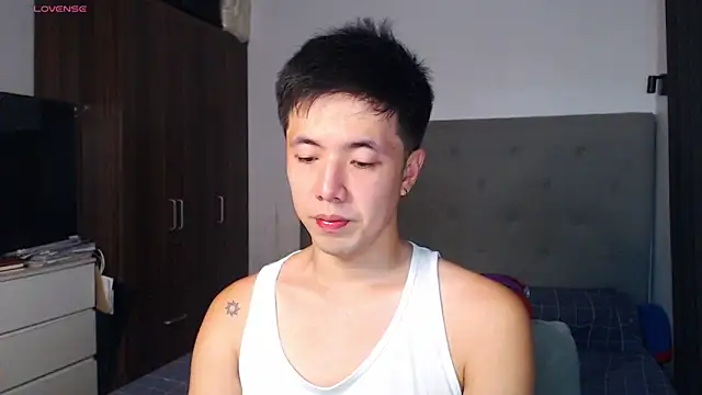 Addictiveboi online show from February 26, 2026, 5:07 am