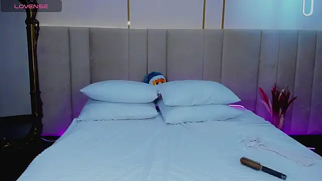 Alice Wander online show from September 10, 2025, 2:43 am