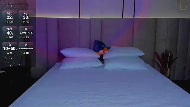 Alice Wander online show from September 9, 2025, 2:43 am