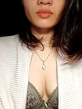 Snapshot of Hinna_x chatting on October 27, 2025, 8:54 pm Hinna x online show from October 27, 2025, 8:54 pm