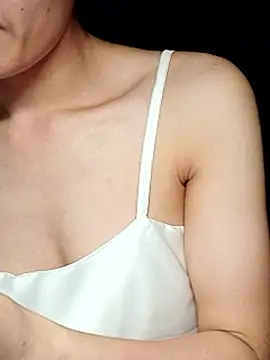 Snapshot of Hinna_x chatting on September 20, 2025, 9:53 pm Hinna x online show from September 20, 2025, 9:53 pm