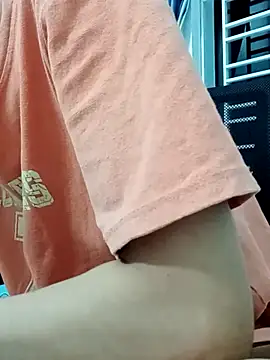 Snapshot of Hinna_x chatting on September 22, 2025, 1:06 pm Hinna x online show from September 22, 2025, 1:06 pm