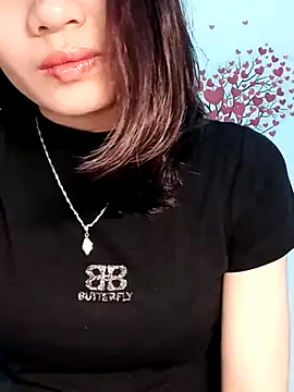 Hinna x online show from February 21, 2026, 3:58 pm