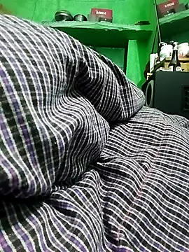 kajalbhabhi44 online show from February 2, 2026, 5:23 pm