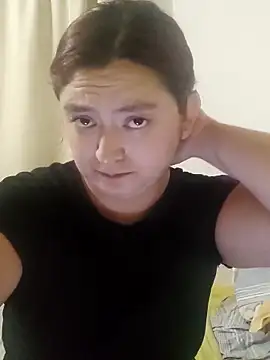 Snapshot of Anaa_Rose chatting on February 10, 2026, 9:14 pm Anaa Rose online show from February 10, 2026, 9:14 pm