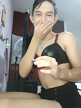 ashley moss online show from October 11, 2025, 6:42 pm