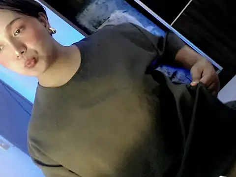 Snapshot of Sweet_angelinax chatting on December 19, 2025, 4:49 am Sweet angelinax online show from December 19, 2025, 4:49 am