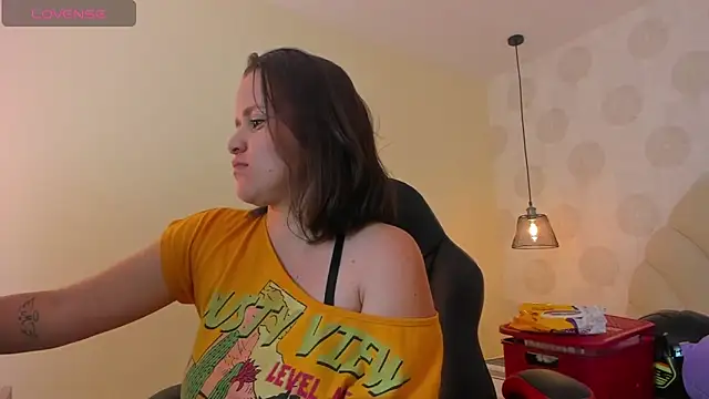 GIANAMILLER6 online show from October 10, 2025, 12:17 pm