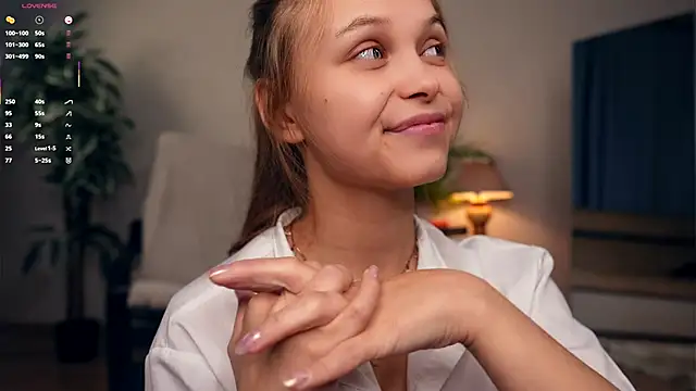 Snapshot of OdellaGillingham chatting on October 2, 2025, 6:55 pm OdellaGillingham online show from October 2, 2025, 6:55 pm