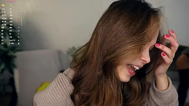 Snapshot of OdellaGillingham chatting on October 13, 2025, 6:42 pm OdellaGillingham online show from October 13, 2025, 6:42 pm