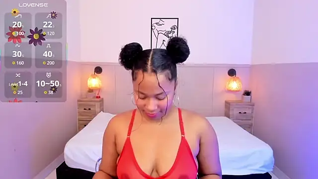 Snapshot of AuroraSky8 chatting on September 28, 2025, 12:34 pm AuroraSky8 online show from September 28, 2025, 12:34 pm