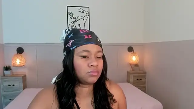 Snapshot of AuroraSky8 chatting on October 16, 2025, 11:51 am AuroraSky8 online show from October 16, 2025, 11:51 am