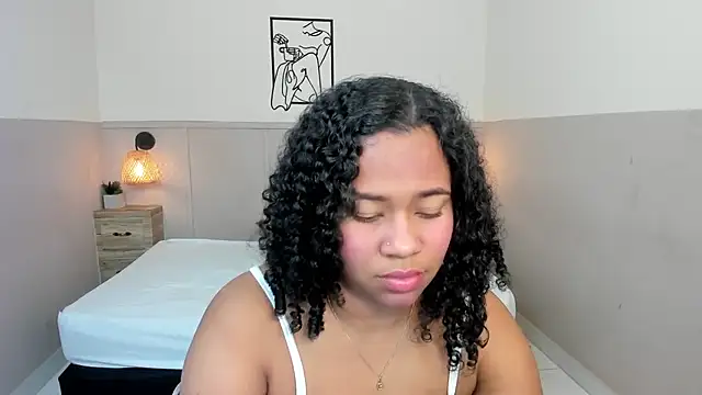 Snapshot of AuroraSky8 chatting on October 24, 2025, 1:10 pm AuroraSky8 online show from October 24, 2025, 1:10 pm