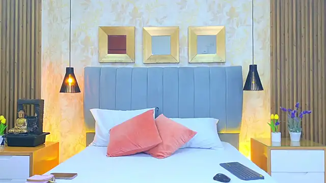 Snapshot of Tifany_boobsgb chatting on October 31, 2025, 9:11 pm Tifany boobsgb online show from October 31, 2025, 9:11 pm