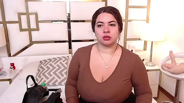 AnniieCarther online show from November 23, 2025, 7:02 pm