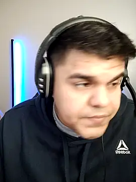 perversus12 online show from February 25, 2026, 7:25 pm