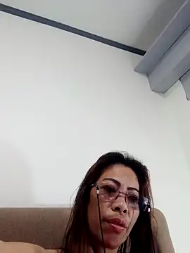 Mayumie05 online show from May 8, 2026, 10:13 pm