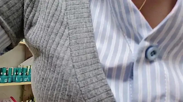 Snapshot of MichiLovely chatting on September 19, 2025, 9:13 am MichiLovely online show from September 19, 2025, 9:13 am