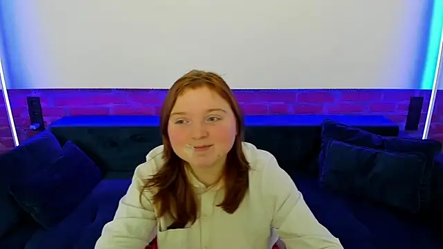 KattyRose8 online show from November 26, 2025, 6:35 am