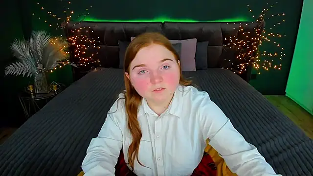 Snapshot of KattyRose8 chatting on September 12, 2025, 12:16 pm KattyRose8 online show from September 12, 2025, 12:16 pm