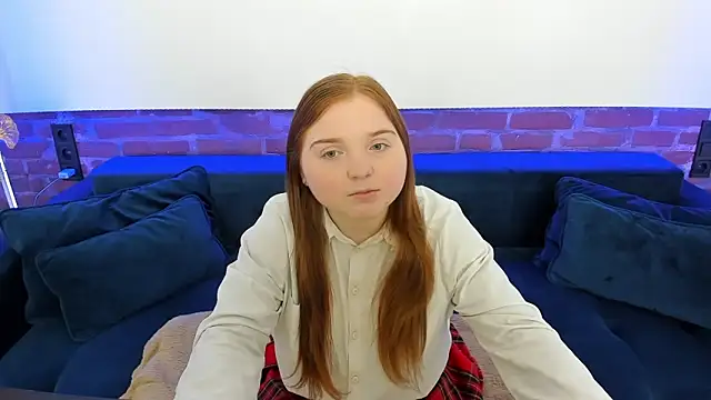 Snapshot of KattyRose8 chatting on October 3, 2025, 6:42 pm KattyRose8 online show from October 3, 2025, 6:42 pm