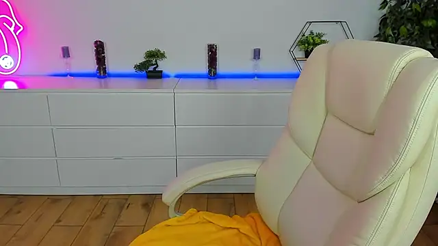 Snapshot of KattyRose8 chatting on September 10, 2025, 4:06 pm KattyRose8 online show from September 10, 2025, 4:06 pm