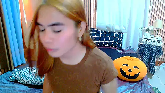 Snapshot of zeusdaven chatting on October 2, 2025, 6:06 am zeusdaven online show from October 2, 2025, 6:06 am