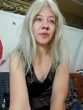 HeronDenni online show from September 20, 2025, 2:38 am