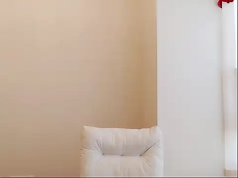 Snapshot of niannian0101 chatting on October 1, 2025, 8:30 am niannian0101 online show from October 1, 2025, 8:30 am