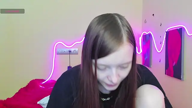 AliceHaris online show from September 16, 2025, 3:29 am