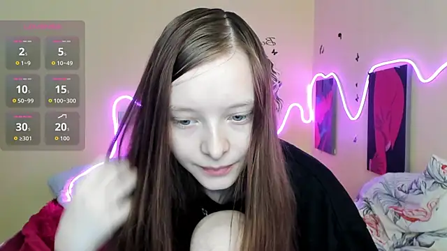 Snapshot of AliceHaris chatting on September 20, 2025, 1:32 am AliceHaris online show from September 20, 2025, 1:32 am