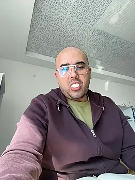 Burak6850 online show from April 7, 2026, 7:32 am