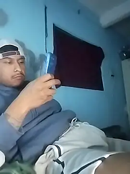 negromaussm online show from October 19, 2025, 10:40 am