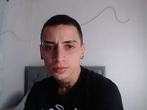 xalejo max online show from September 23, 2025, 2:46 pm