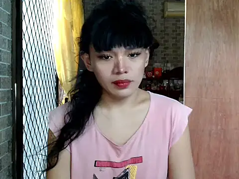 kylinexx online show from May 3, 2026, 2:49 am