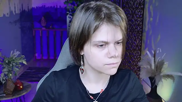 Snapshot of EllieMurler chatting on October 7, 2025, 9:10 am EllieMurler online show from October 7, 2025, 9:10 am