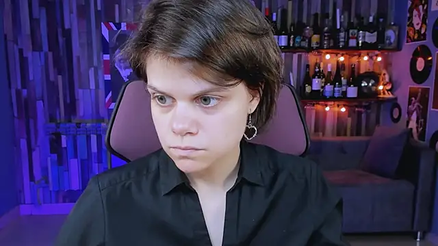 Snapshot of EllieMurler chatting on September 21, 2025, 9:14 am EllieMurler online show from September 21, 2025, 9:14 am