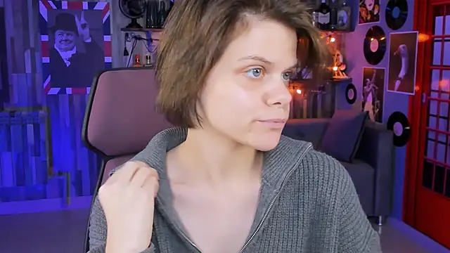 Snapshot of EllieMurler chatting on September 25, 2025, 9:04 am EllieMurler online show from September 25, 2025, 9:04 am