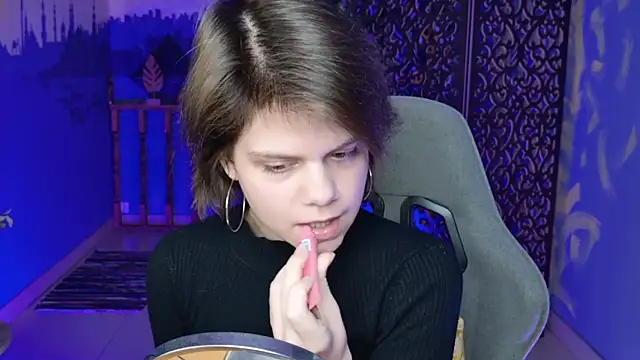 Snapshot of EllieMurler chatting on September 28, 2025, 9:05 am EllieMurler online show from September 28, 2025, 9:05 am